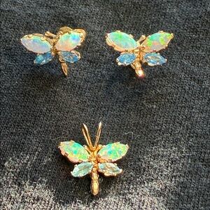 Beautiful delicate, opal and topaz earrings and pendant  in 10k